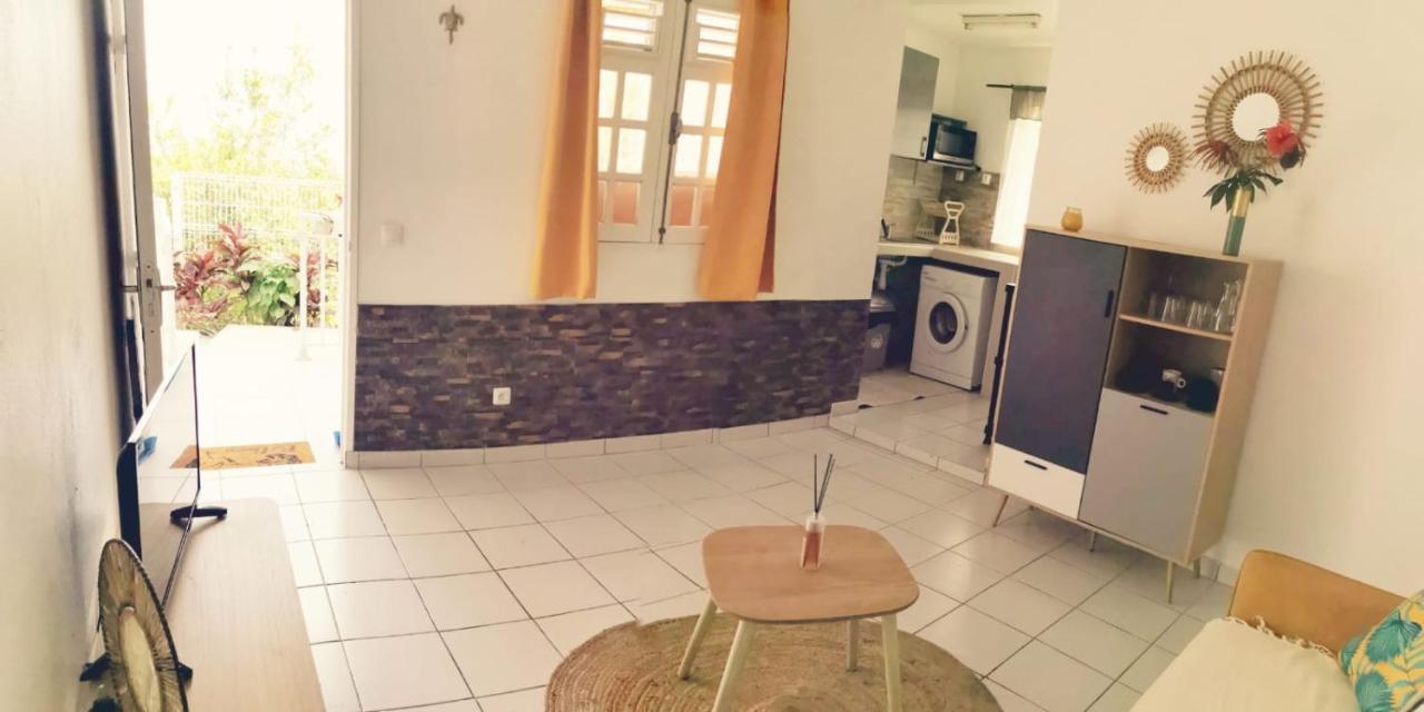 Abri Papaye Apartamento Riviere-Salee Exterior foto